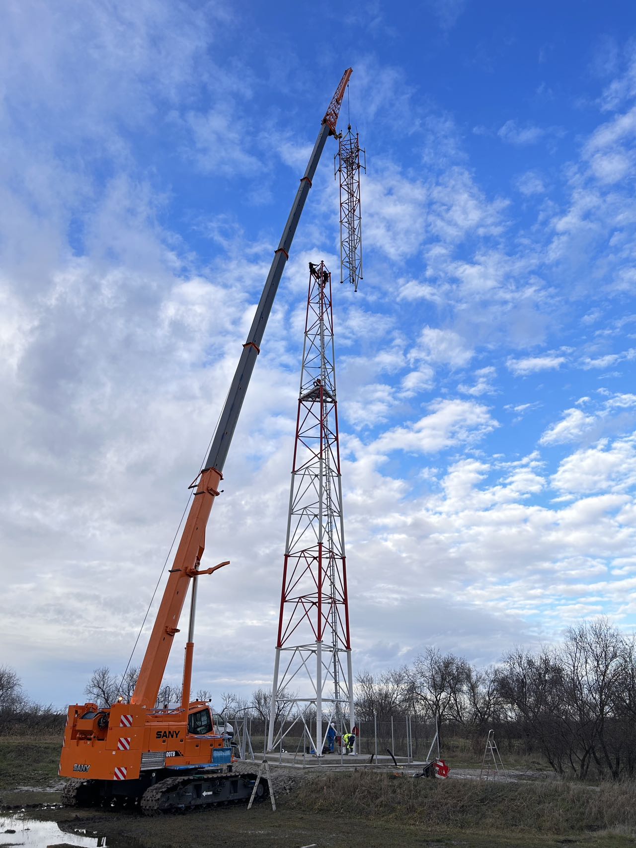 SCE800TB Macaristan'daki ilk kaldırma işi